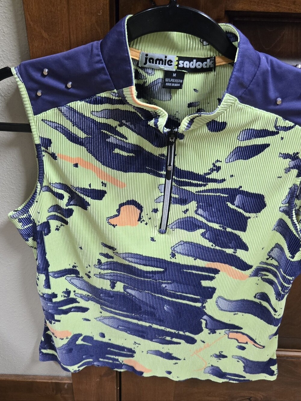 Jamie Sadock Lime, Purple, Orange 1/4 zip sleeveless top. Stretchy. EUC!